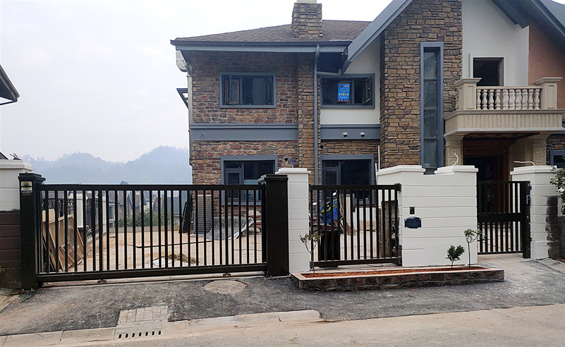 株洲青龍灣別墅鋁合金平移門10m